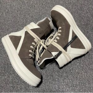Rick Owen’s high top. Sizes 5-13